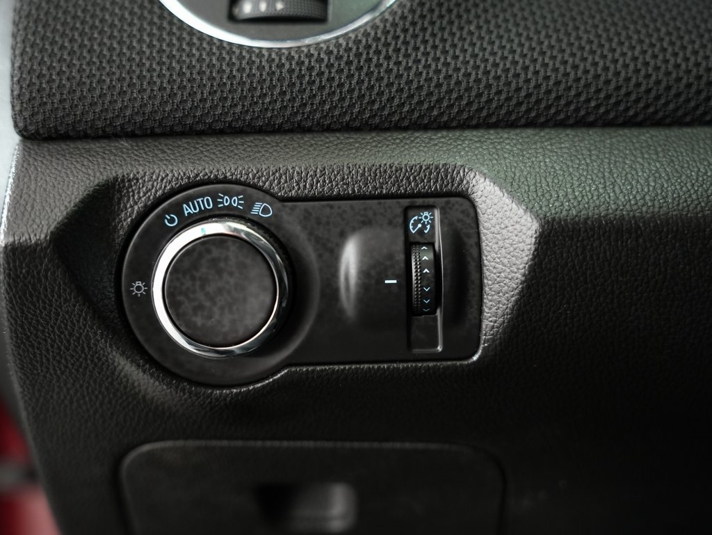 Chevrolet Cruze Limited 4dr Sdn Auto LT w/1LT 2016