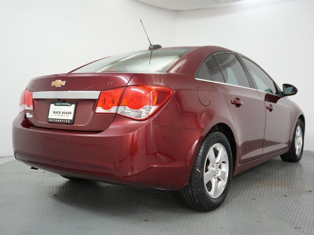 Chevrolet Cruze Limited 4dr Sdn Auto LT w/1LT 2016