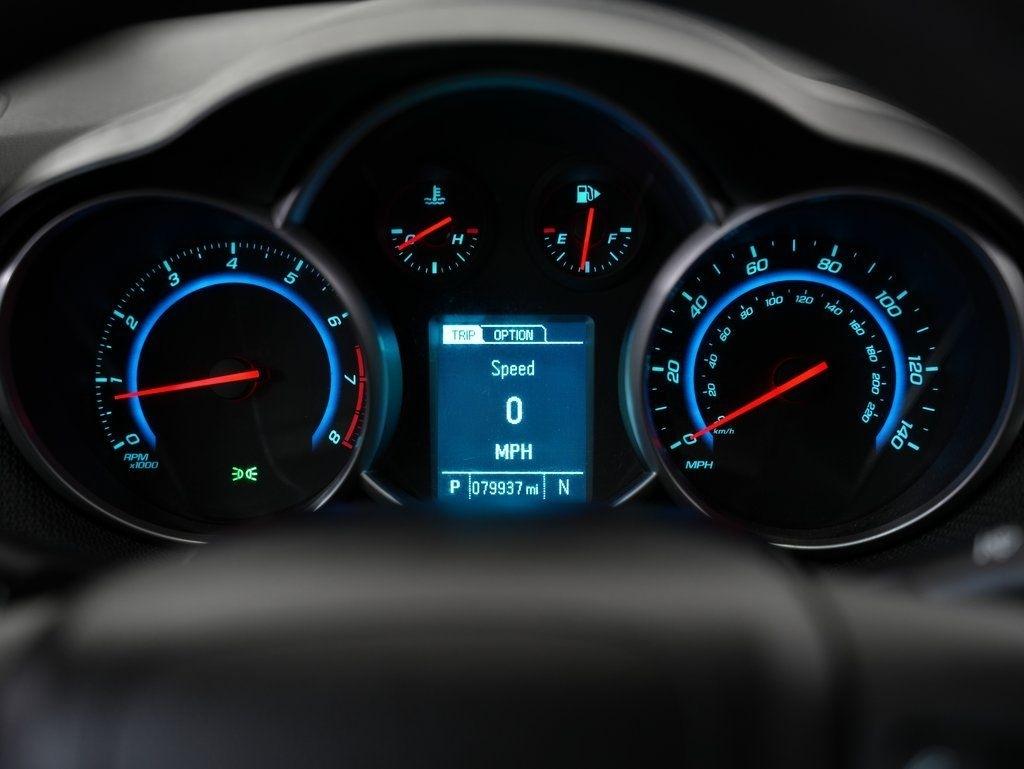 Chevrolet Cruze Limited 4dr Sdn Auto LT w/1LT 2016