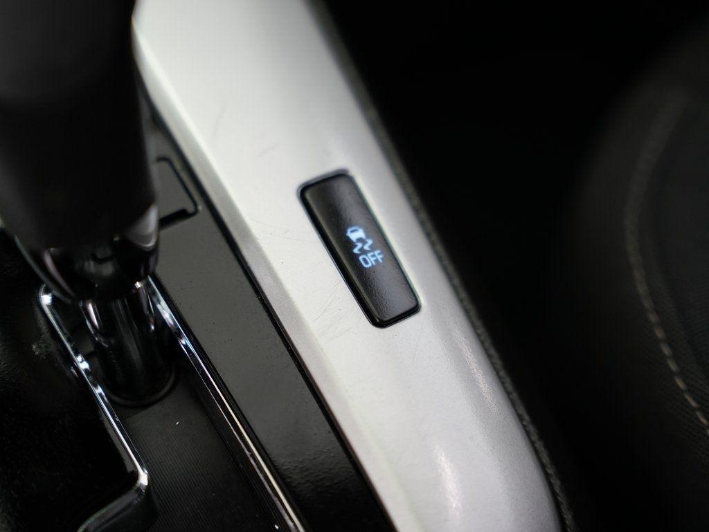 Chevrolet Cruze Limited 4dr Sdn Auto LT w/1LT 2016