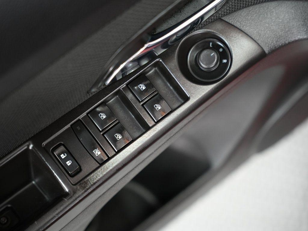 Chevrolet Cruze Limited 4dr Sdn Auto LT w/1LT 2016