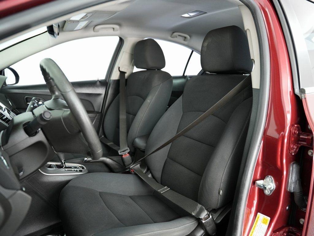 Chevrolet Cruze Limited 4dr Sdn Auto LT w/1LT 2016