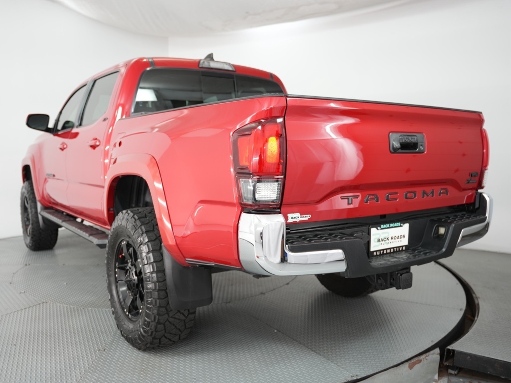 Toyota Tacoma 2WD TRD Off Road Double Cab 5' Bed V6 AT (Natl) 2019