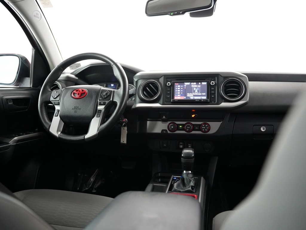 Toyota Tacoma 2WD TRD Off Road Double Cab 5' Bed V6 AT (Natl) 2019