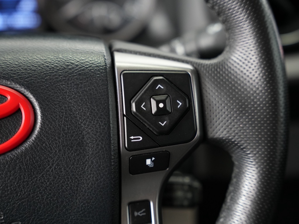 Toyota Tacoma 2WD TRD Off Road Double Cab 5' Bed V6 AT (Natl) 2019