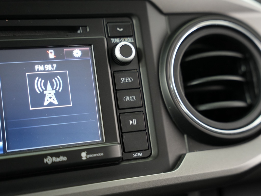 Toyota Tacoma 2WD TRD Off Road Double Cab 5' Bed V6 AT (Natl) 2019