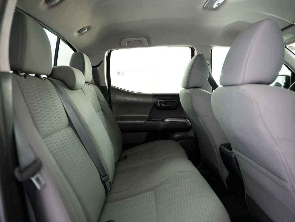 Toyota Tacoma 2WD TRD Off Road Double Cab 5' Bed V6 AT (Natl) 2019