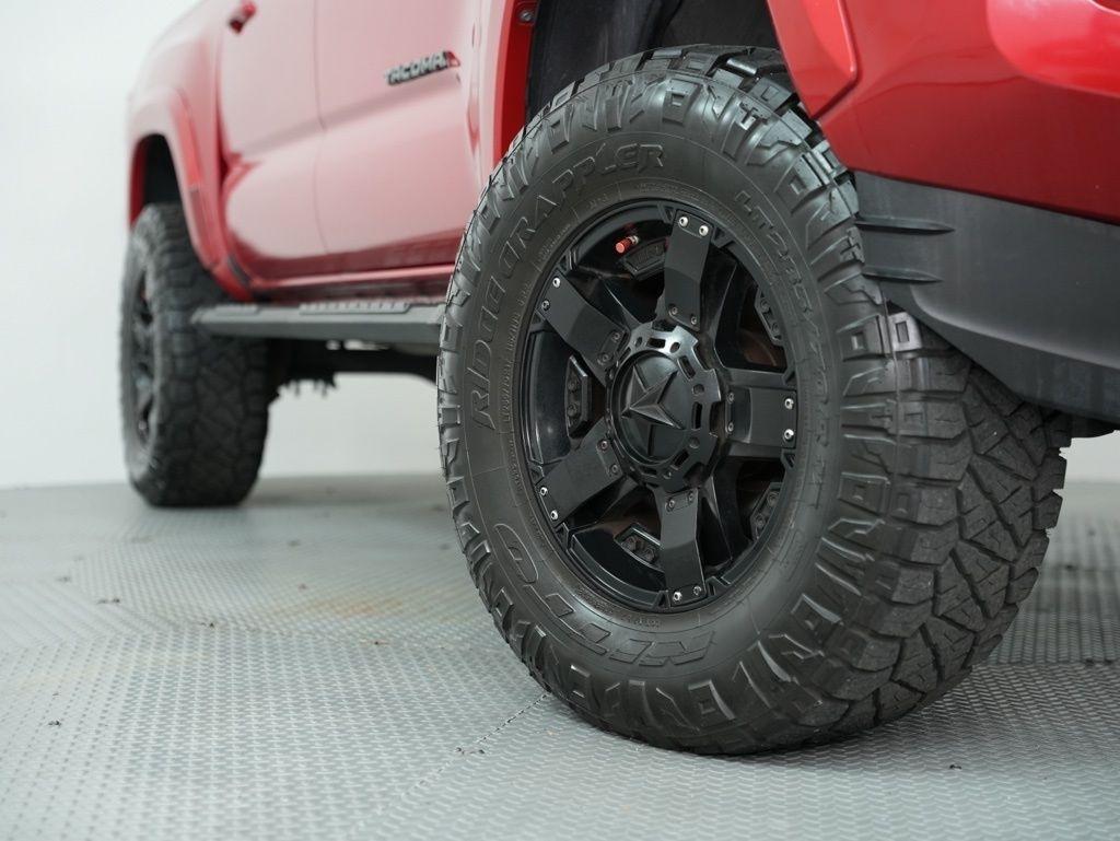 Toyota Tacoma 2WD TRD Off Road Double Cab 5' Bed V6 AT (Natl) 2019