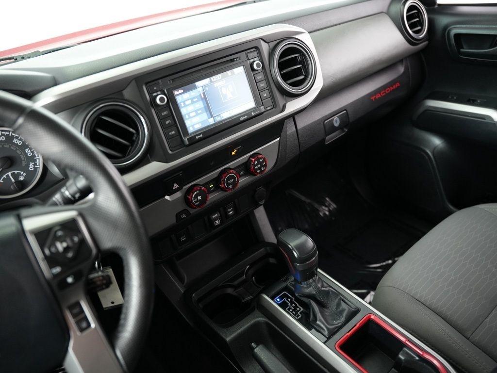 Toyota Tacoma 2WD TRD Off Road Double Cab 5' Bed V6 AT (Natl) 2019