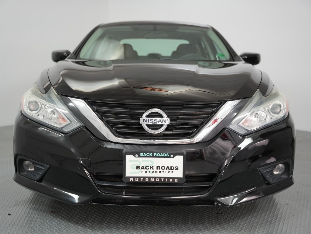 Nissan Altima 2.5 SV Sedan 2017