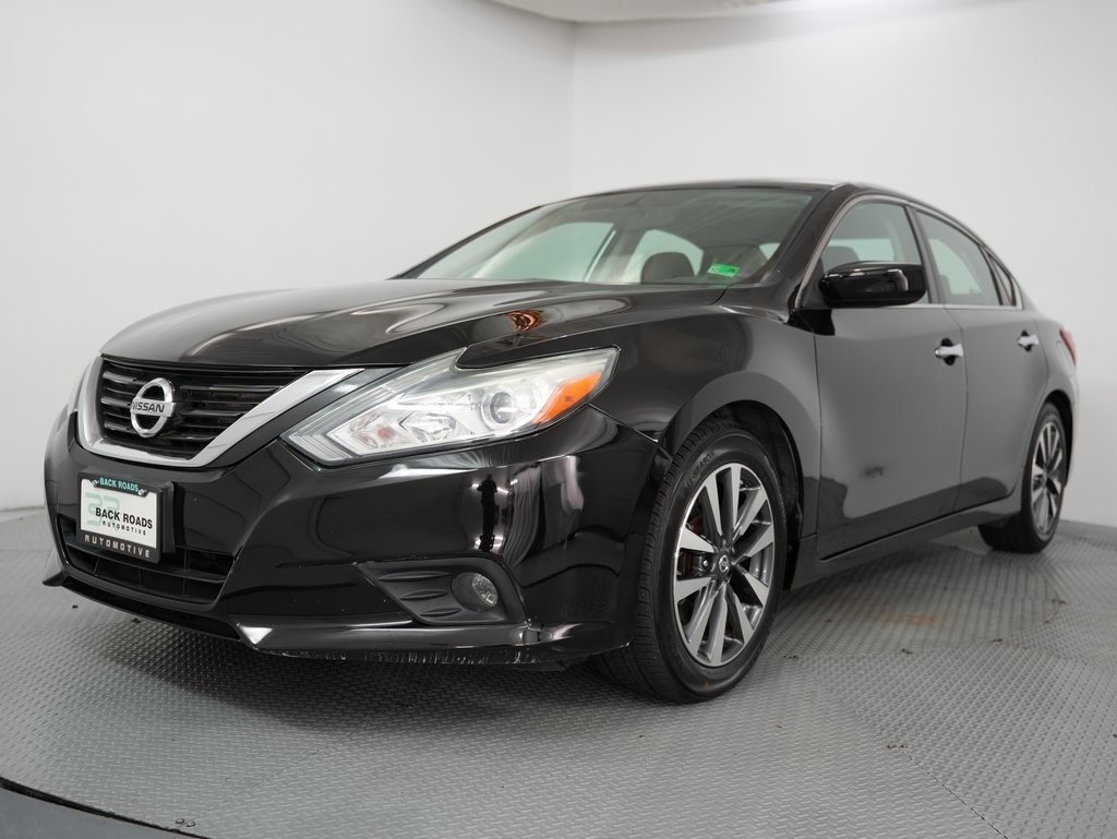 Nissan Altima 2.5 SV Sedan 2017