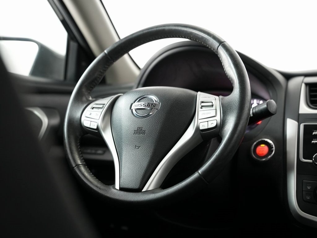 Nissan Altima 2.5 SV Sedan 2017