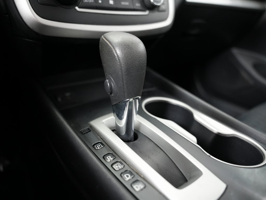 Nissan Altima 2.5 SV Sedan 2017