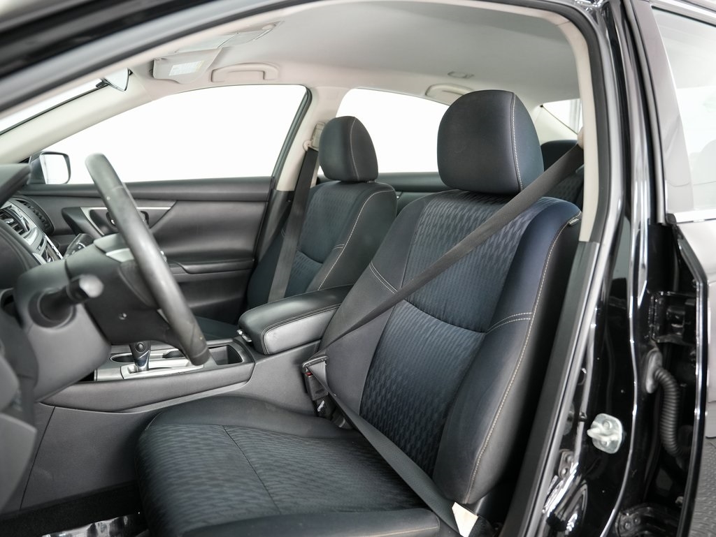 Nissan Altima 2.5 SV Sedan 2017