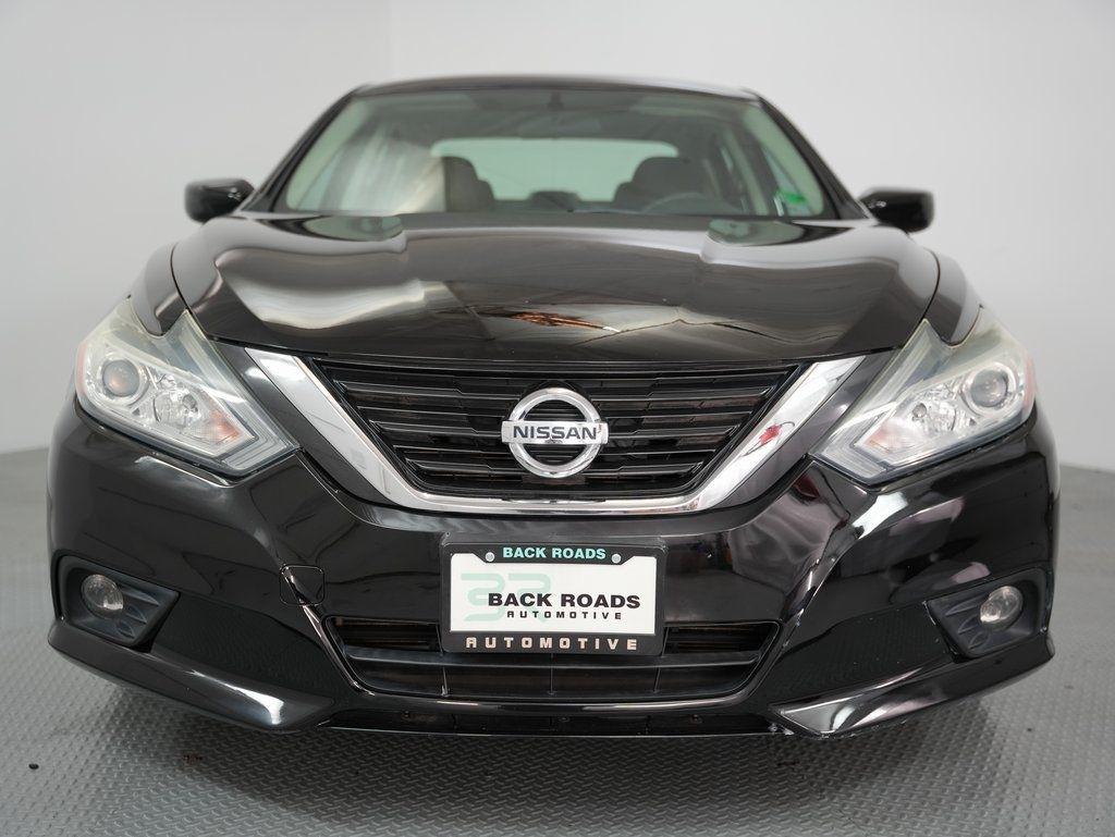 Nissan Altima 2.5 SV Sedan 2017