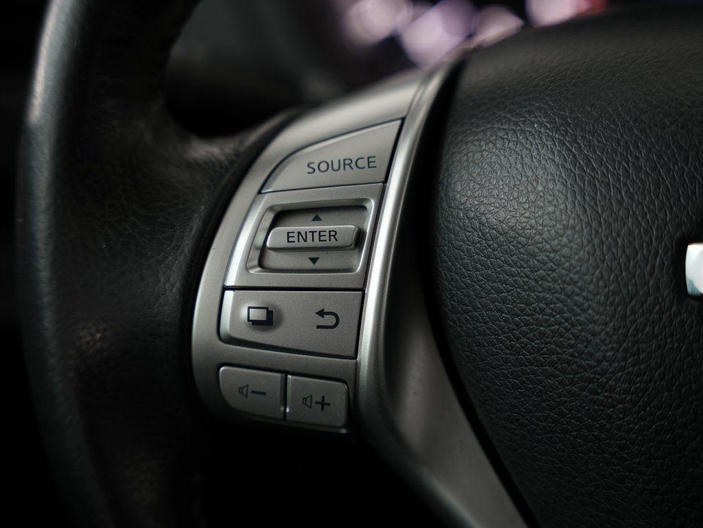 Nissan Altima 2.5 SV Sedan 2017