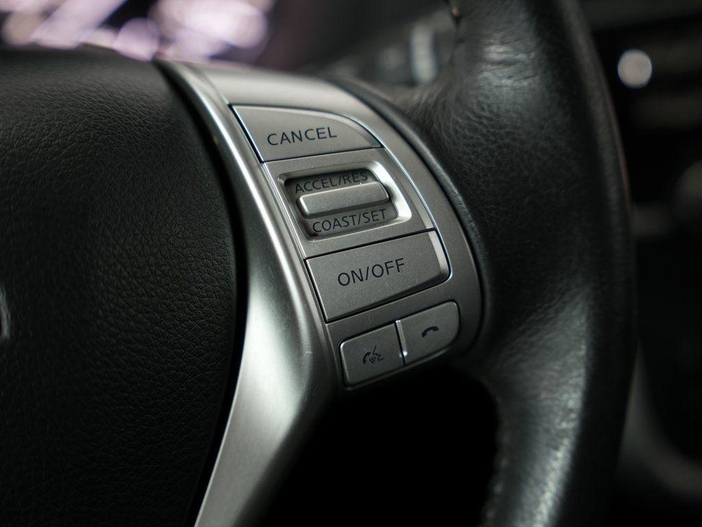 Nissan Altima 2.5 SV Sedan 2017