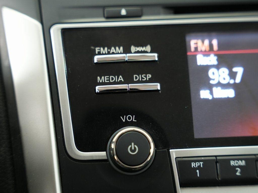 Nissan Altima 2.5 SV Sedan 2017