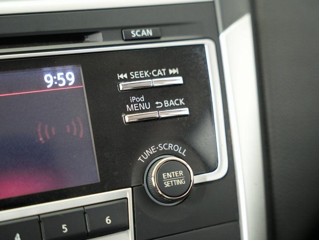 Nissan Altima 2.5 SV Sedan 2017