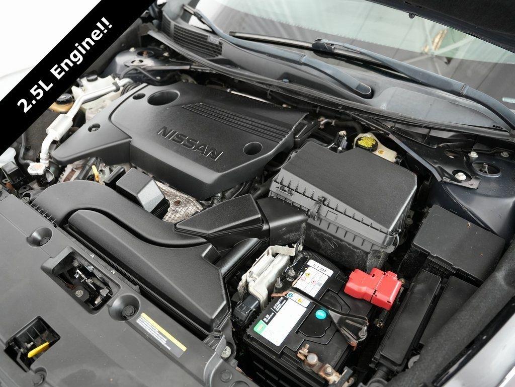 Nissan Altima 2.5 SV Sedan 2017