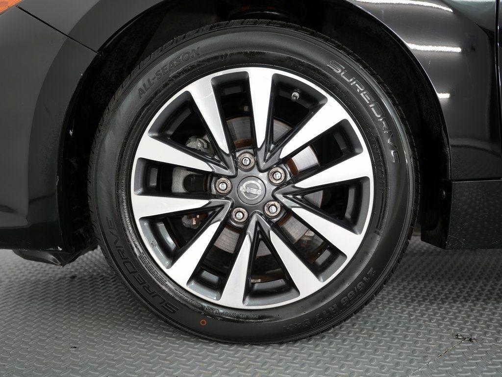 Nissan Altima 2.5 SV Sedan 2017