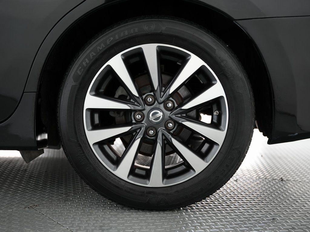 Nissan Altima 2.5 SV Sedan 2017