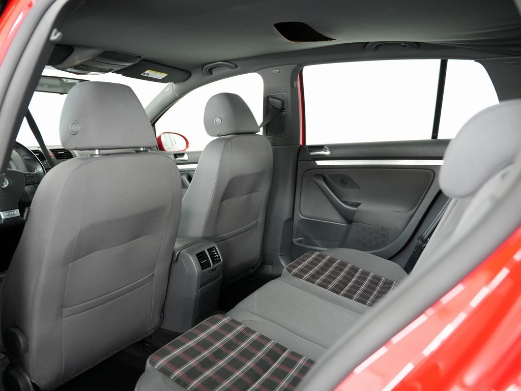 Volkswagen GTI 4dr HB DSG PZEV 2009