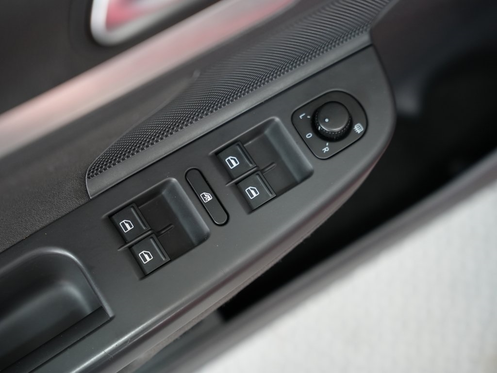 Volkswagen GTI 4dr HB DSG PZEV 2009