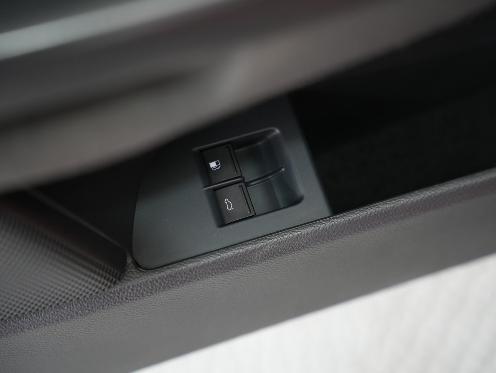 Volkswagen GTI 4dr HB DSG PZEV 2009