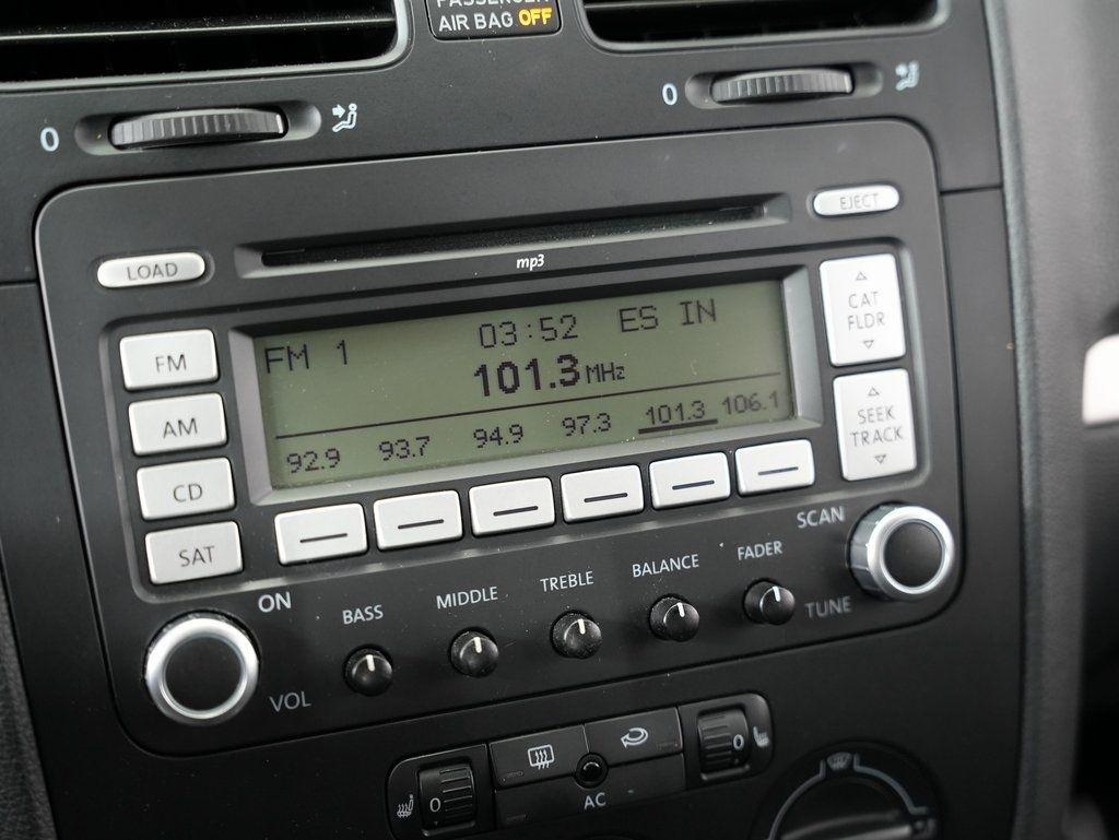 Volkswagen GTI 4dr HB DSG PZEV 2009