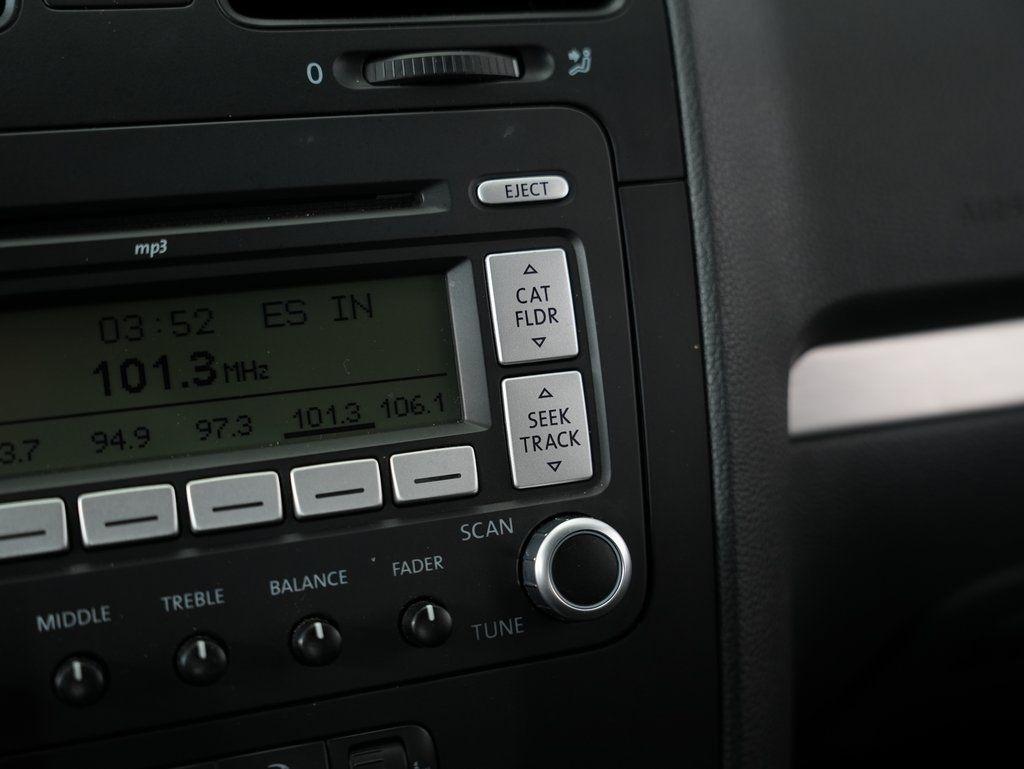 Volkswagen GTI 4dr HB DSG PZEV 2009