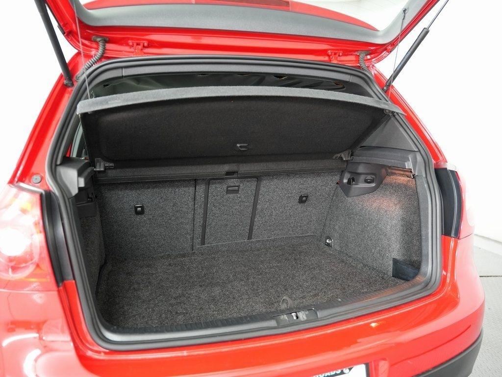 Volkswagen GTI 4dr HB DSG PZEV 2009