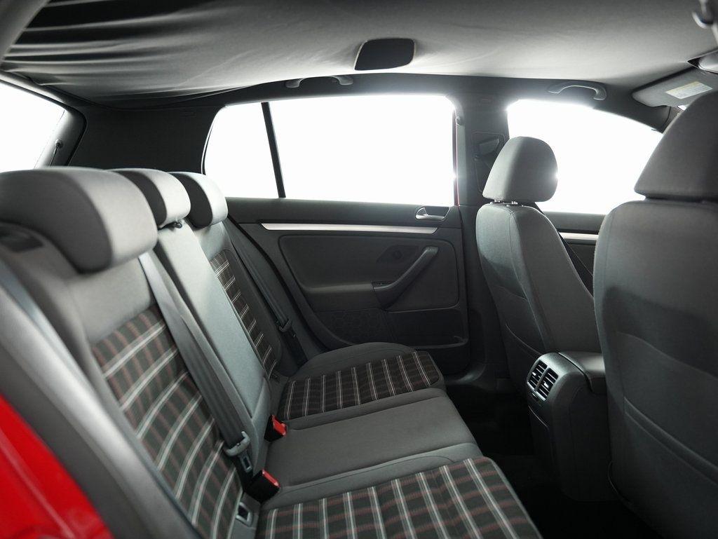 Volkswagen GTI 4dr HB DSG PZEV 2009