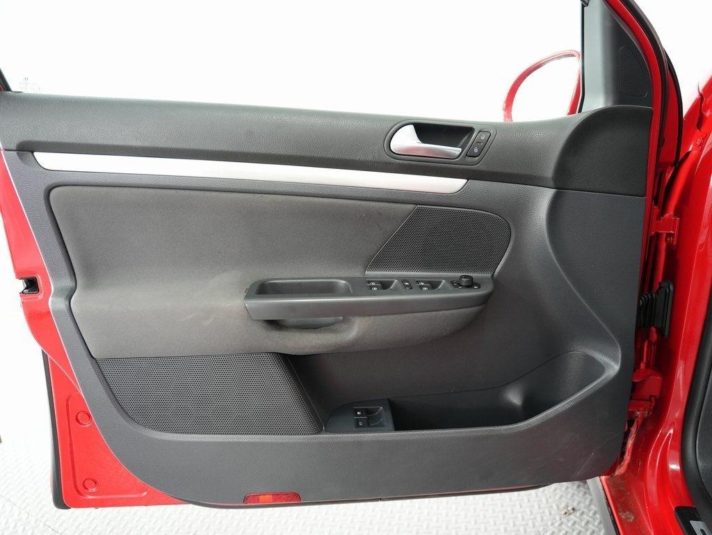 Volkswagen GTI 4dr HB DSG PZEV 2009