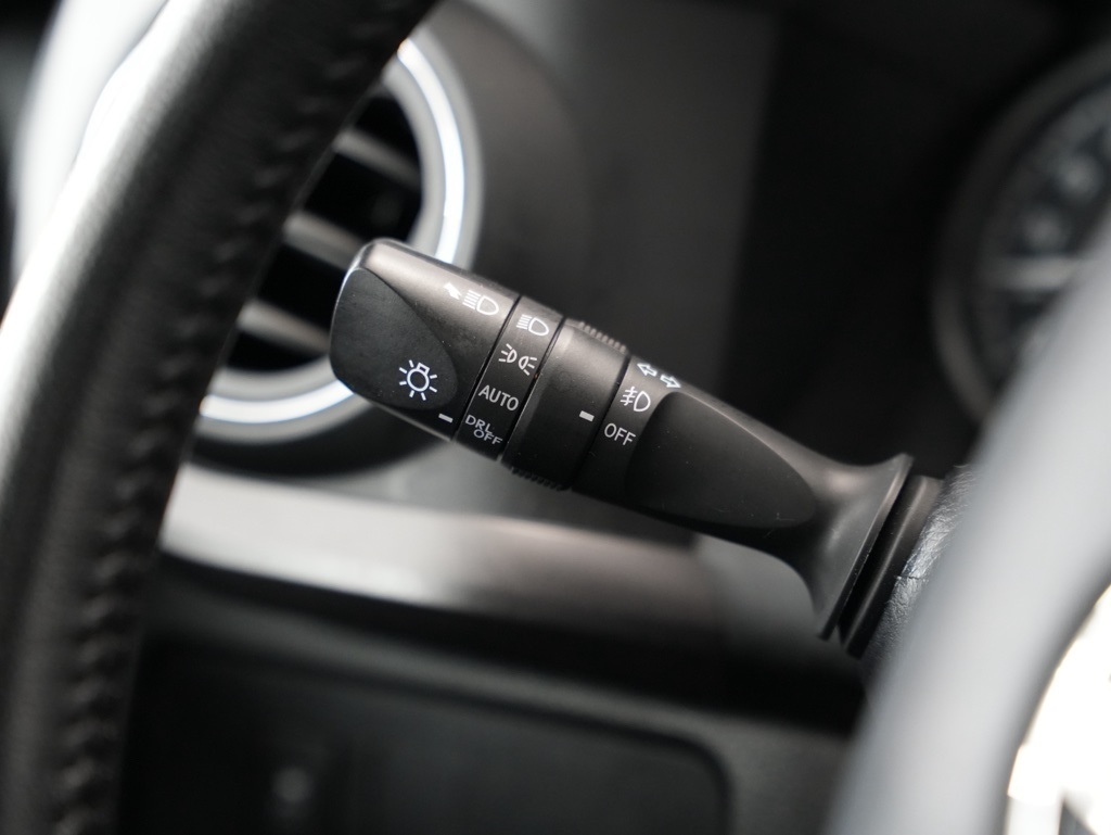 Toyota Tacoma 4WD TRD Off Road Double Cab 5' Bed V6 MT (Natl) 2023