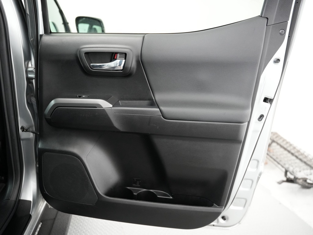 Toyota Tacoma 4WD TRD Off Road Double Cab 5' Bed V6 MT (Natl) 2023