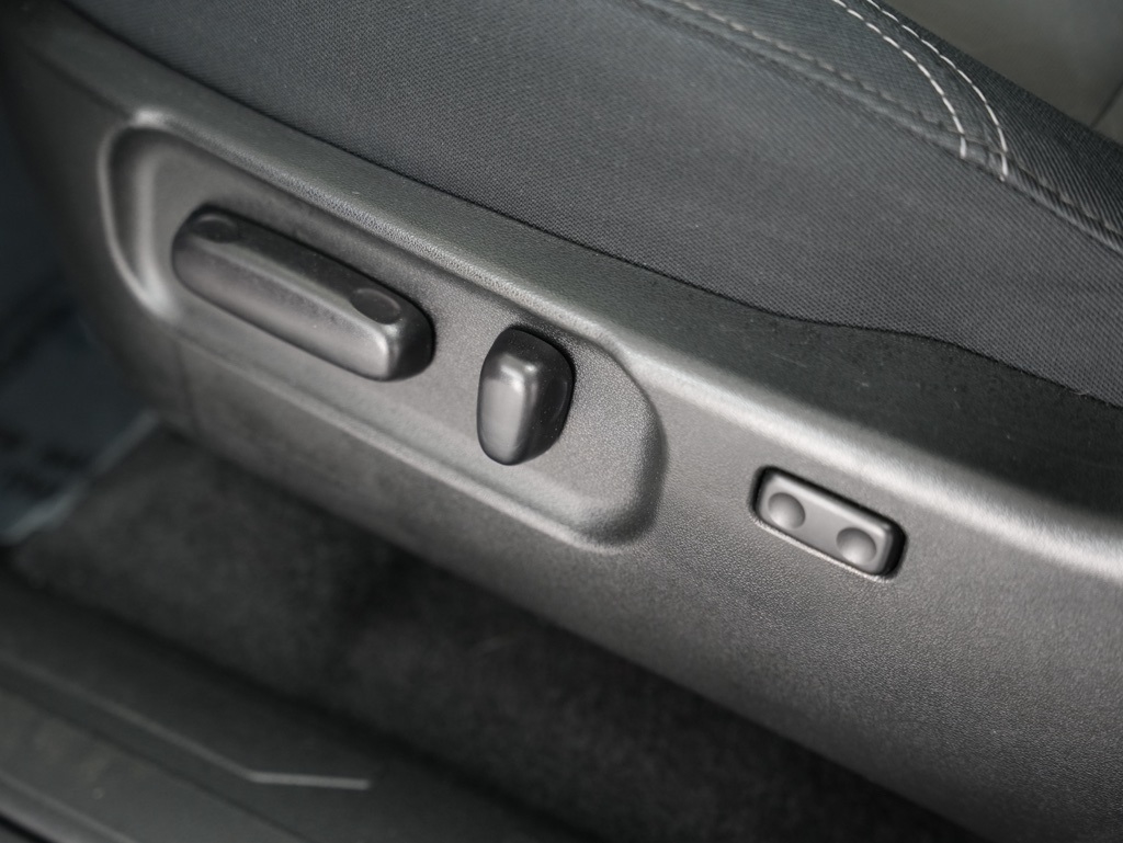 Toyota Tacoma 4WD TRD Off Road Double Cab 5' Bed V6 MT (Natl) 2023