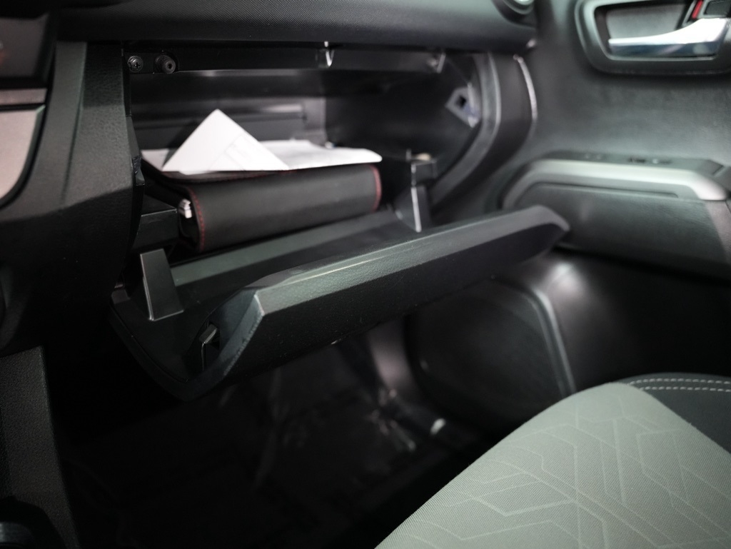 Toyota Tacoma 4WD TRD Off Road Double Cab 5' Bed V6 MT (Natl) 2023