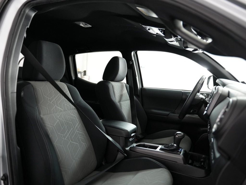 Toyota Tacoma 4WD TRD Off Road Double Cab 5' Bed V6 MT (Natl) 2023