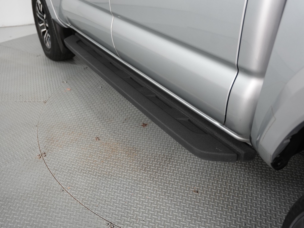 Toyota Tacoma 4WD TRD Off Road Double Cab 5' Bed V6 MT (Natl) 2023