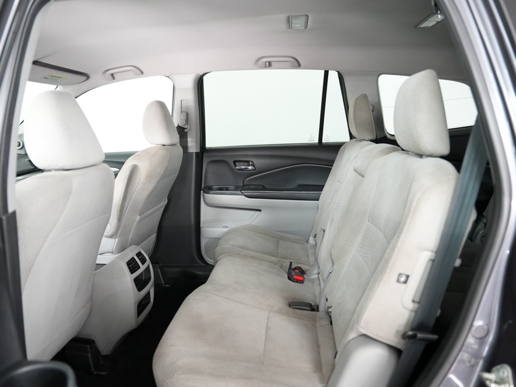 Honda Pilot AWD 4dr LX 2016