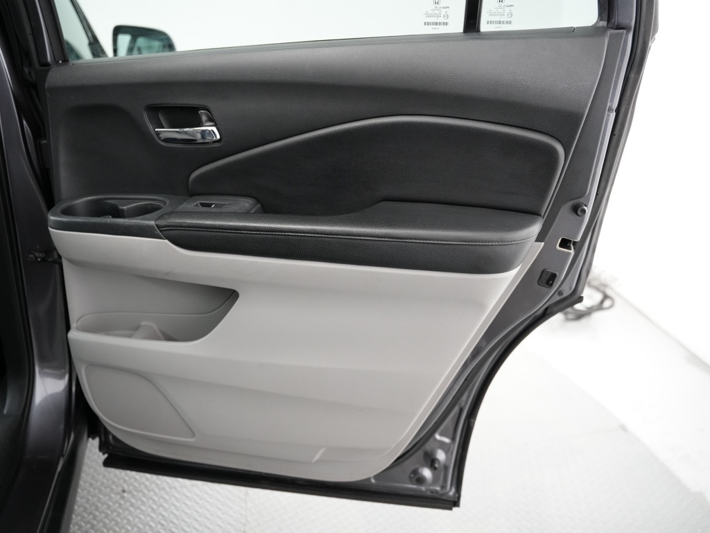 Honda Pilot AWD 4dr LX 2016