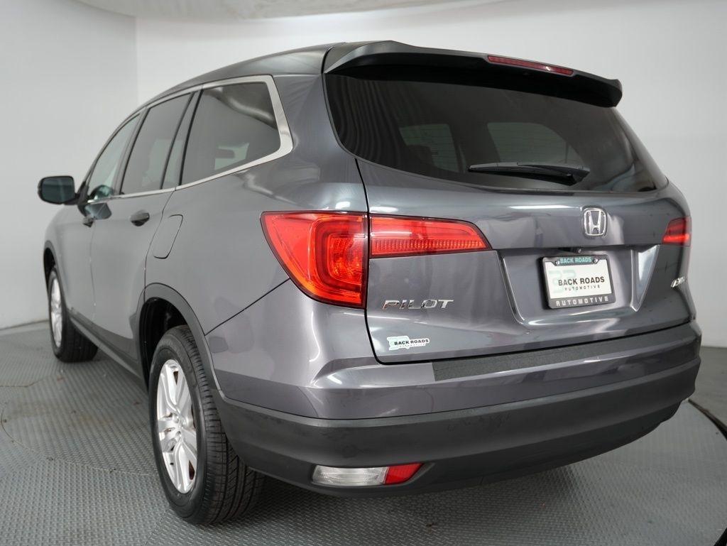 Honda Pilot AWD 4dr LX 2016