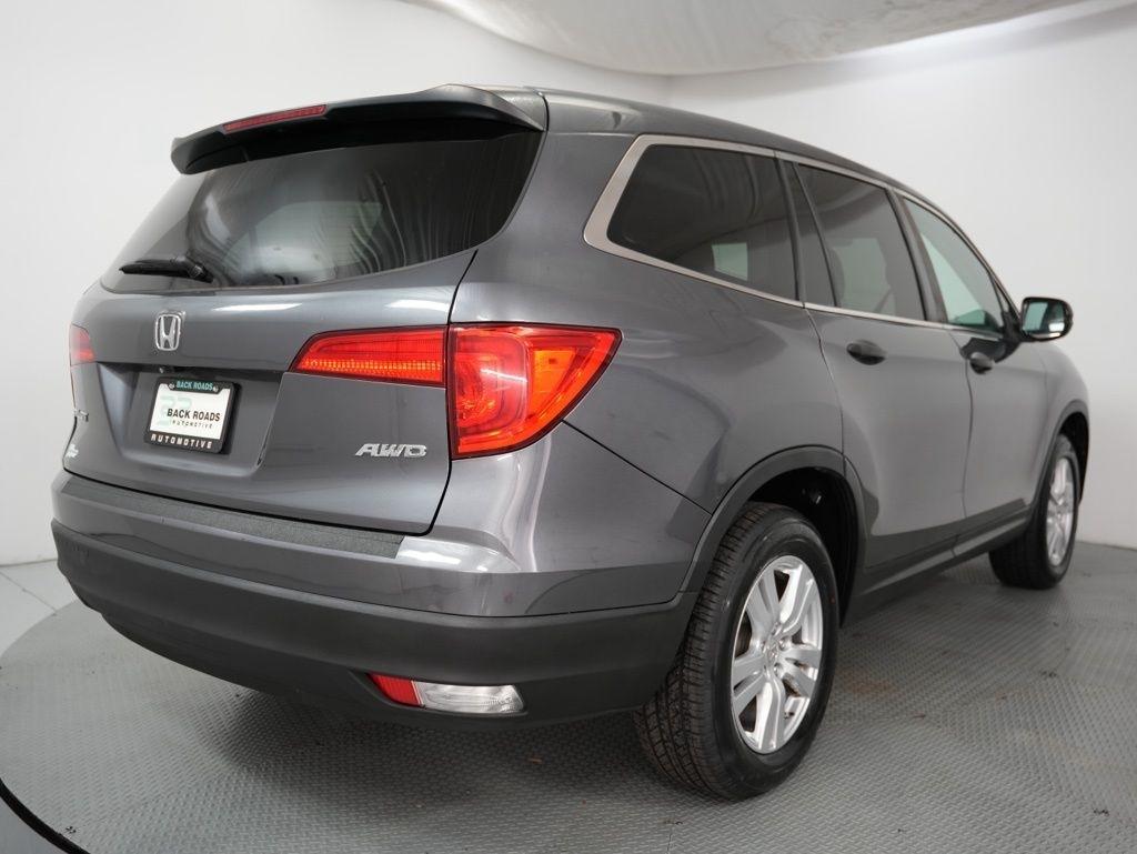 Honda Pilot AWD 4dr LX 2016