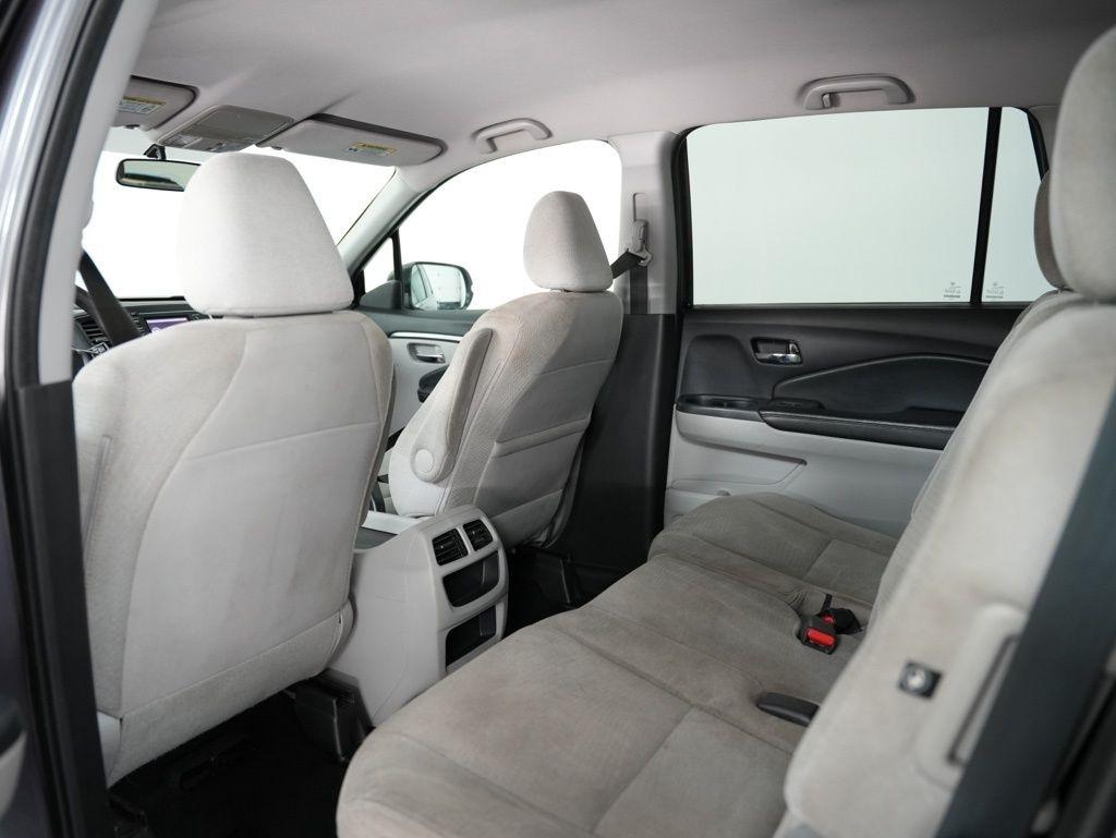 Honda Pilot AWD 4dr LX 2016