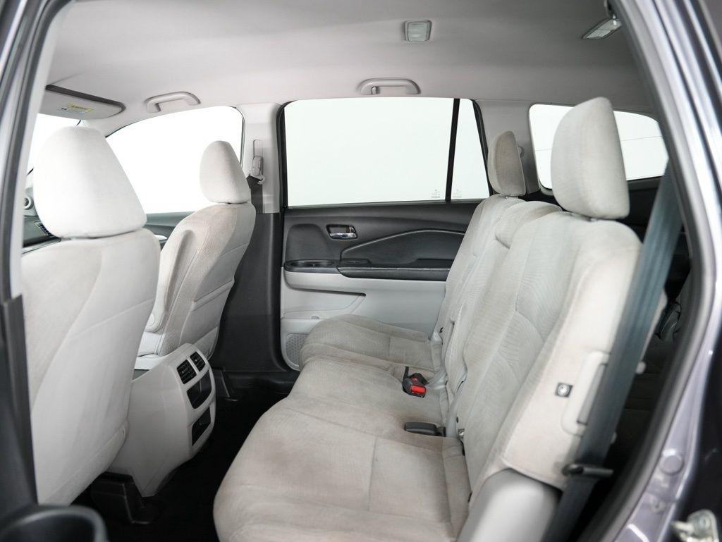 Honda Pilot AWD 4dr LX 2016