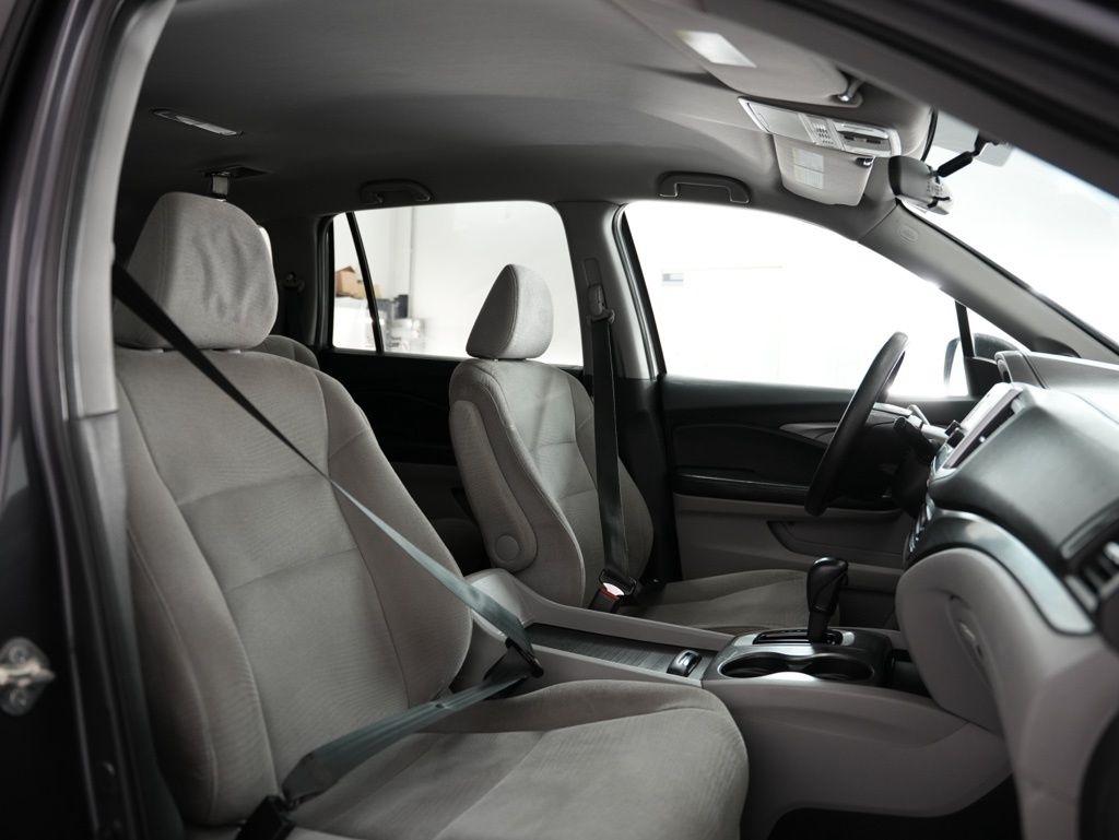 Honda Pilot AWD 4dr LX 2016