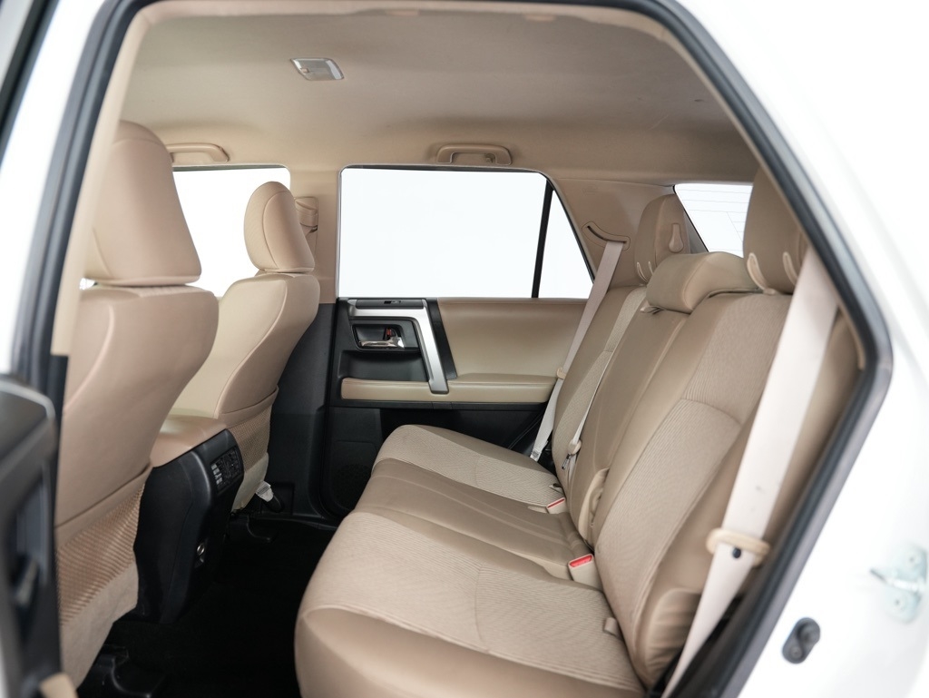 Toyota 4Runner 4WD 4dr V6 Trail Premium (Natl) 2016