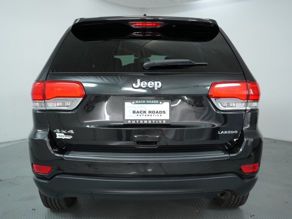 Jeep Grand Cherokee 4WD 4dr Laredo 2016