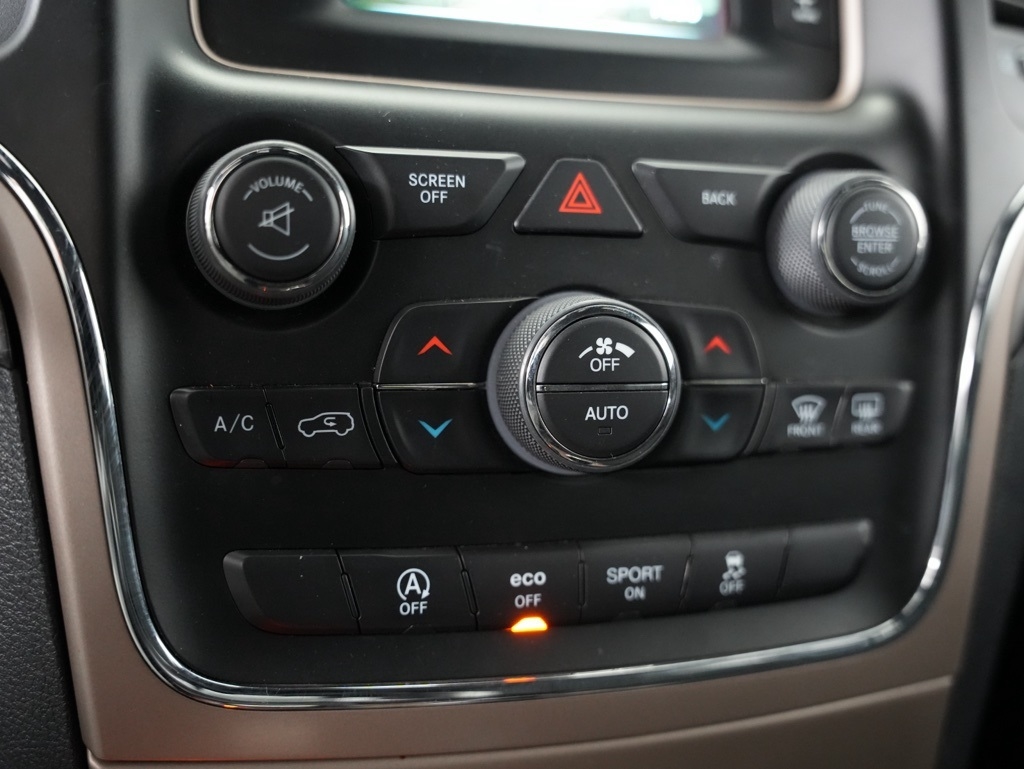 Jeep Grand Cherokee 4WD 4dr Laredo 2016